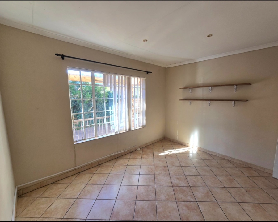 4 Bedroom Property for Sale in Dan Pienaar Free State